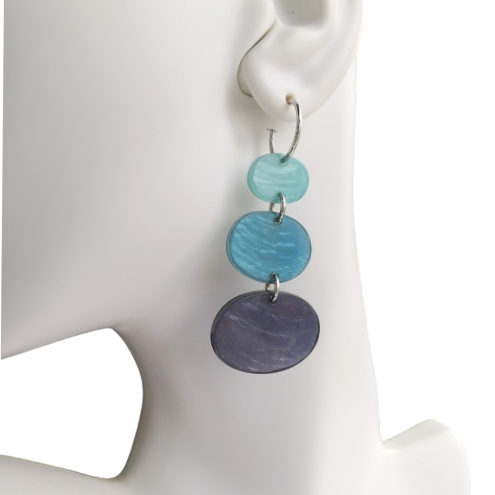 Capiz Shell Earrings Blue 🆕